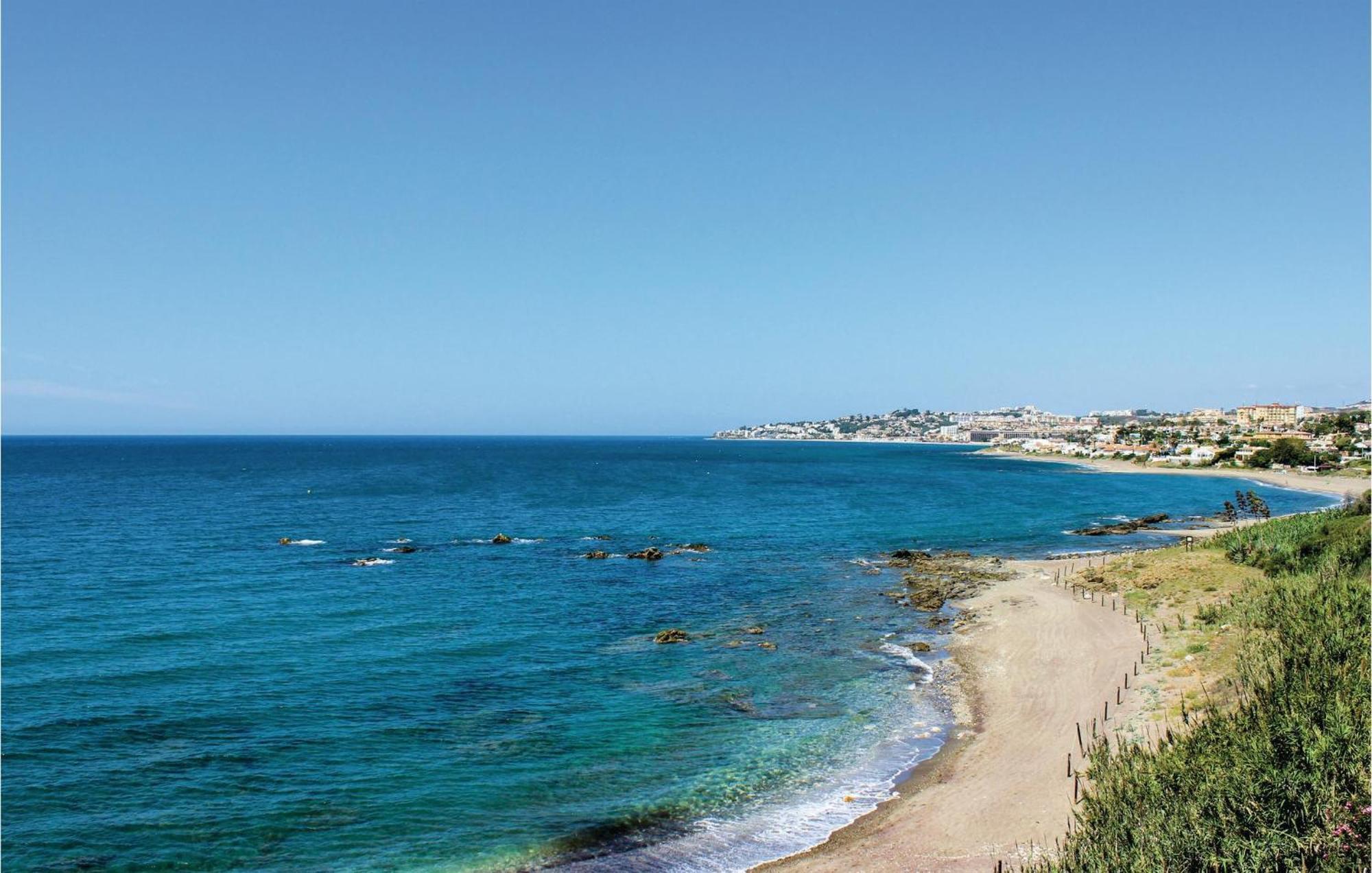 Gorgeous Apartment In Urb El Chaparral With Wifi La Cala De Mijas Luaran gambar