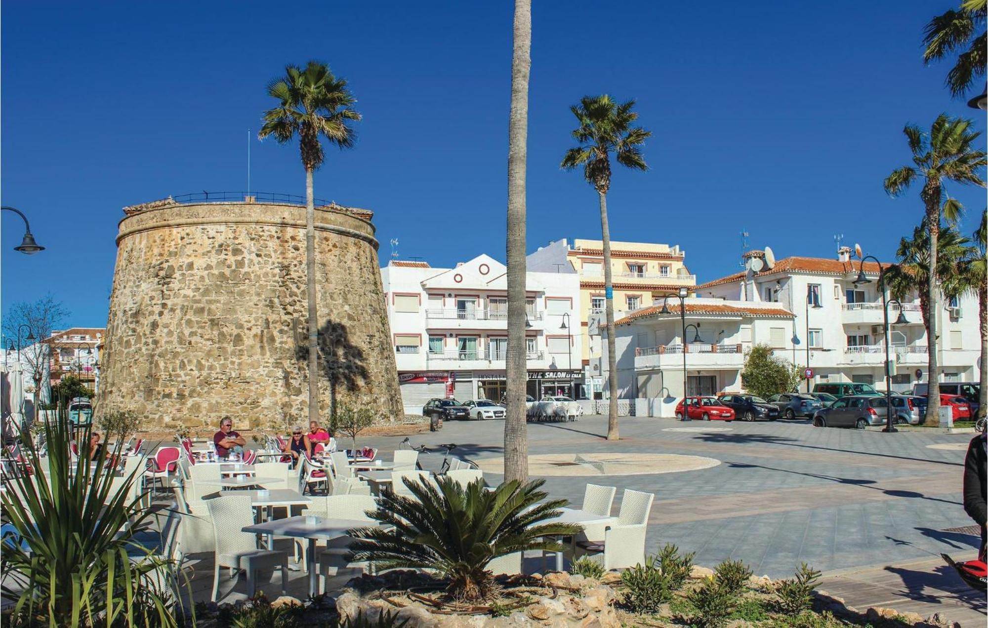 Gorgeous Apartment In Urb El Chaparral With Wifi La Cala De Mijas Luaran gambar